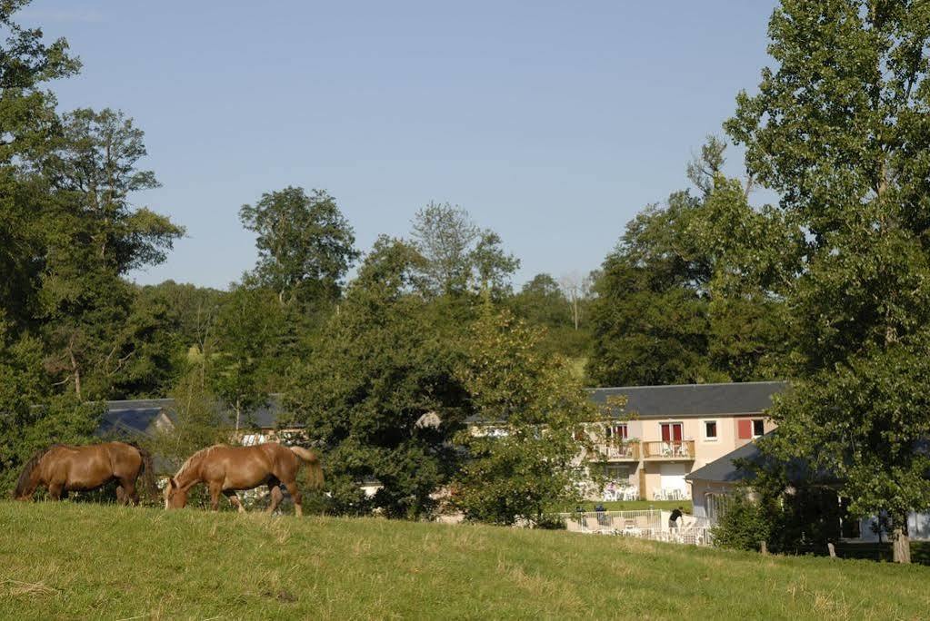 Résidence Odalys Le Hameau du Lac Rignac  Esterno foto